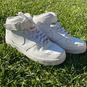 Nike Air Force 1 mid top size 10 women’s